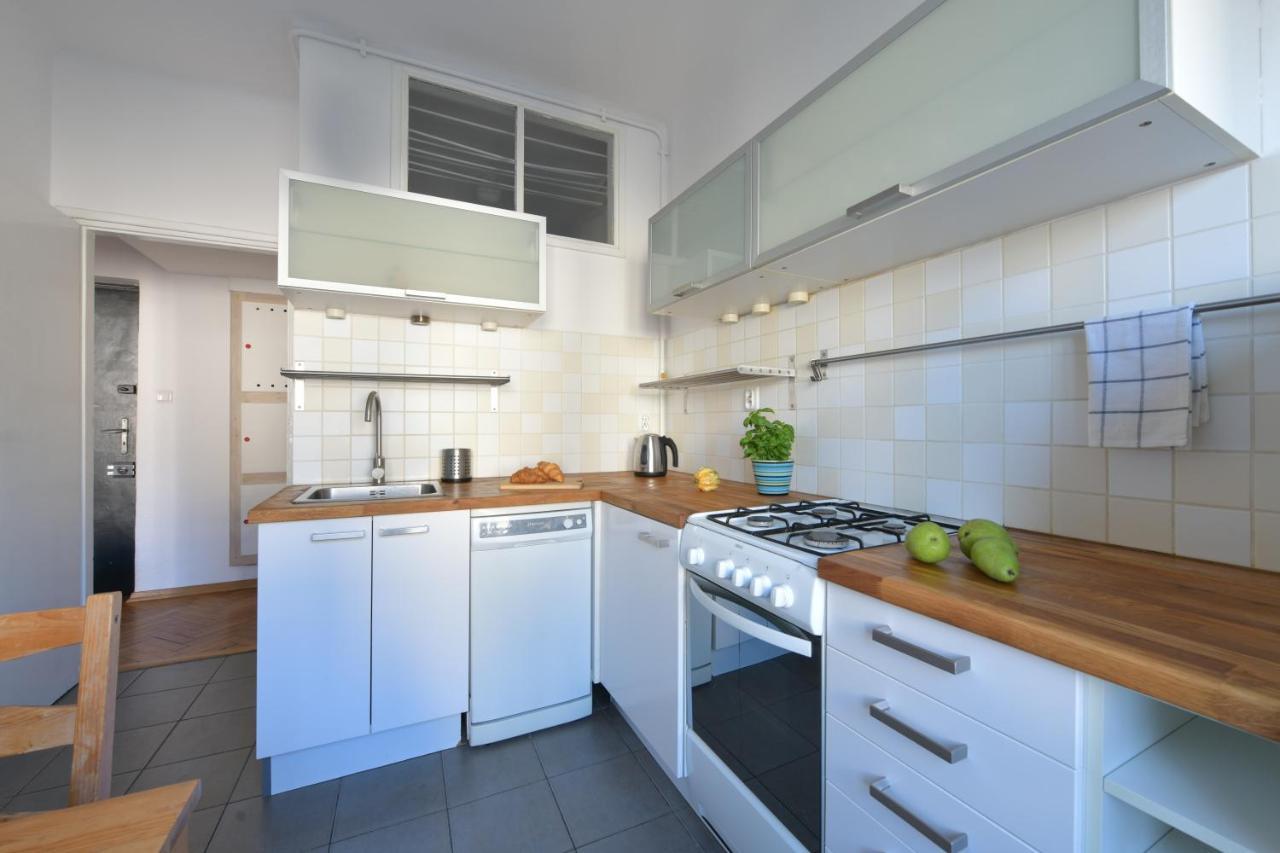 Wilcza 3 - Apartament Dla 4 Osob - 260M Do Ambasady Usa - Duzy Balkon Od Strony Dziedzinca - Wifi - Good Apartments وارسو المظهر الخارجي الصورة